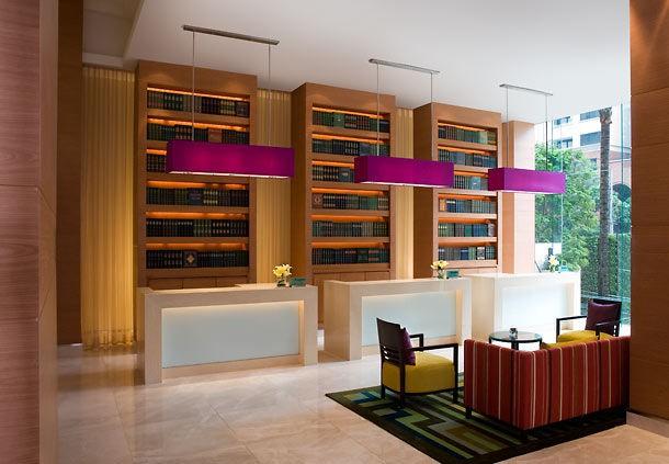 Отель Courtyard By Marriott