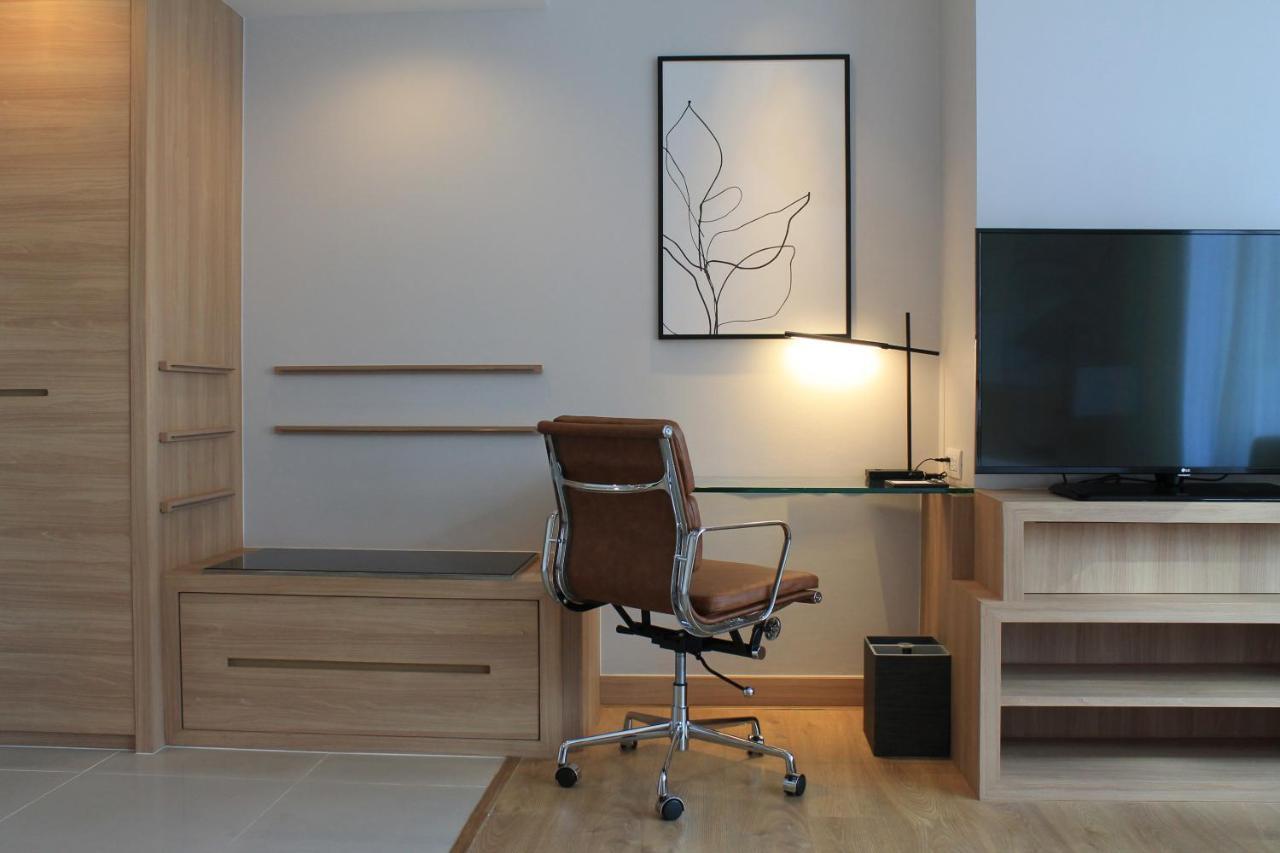 Courtyard By Marriott Отель