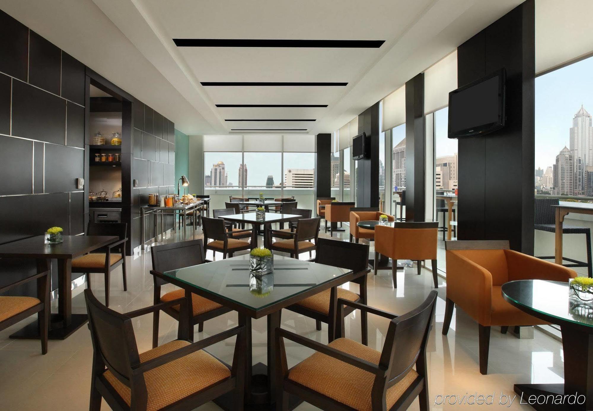 Отель Courtyard By Marriott Бангкок